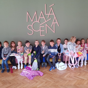 Horácké divadlo - 1. třídy